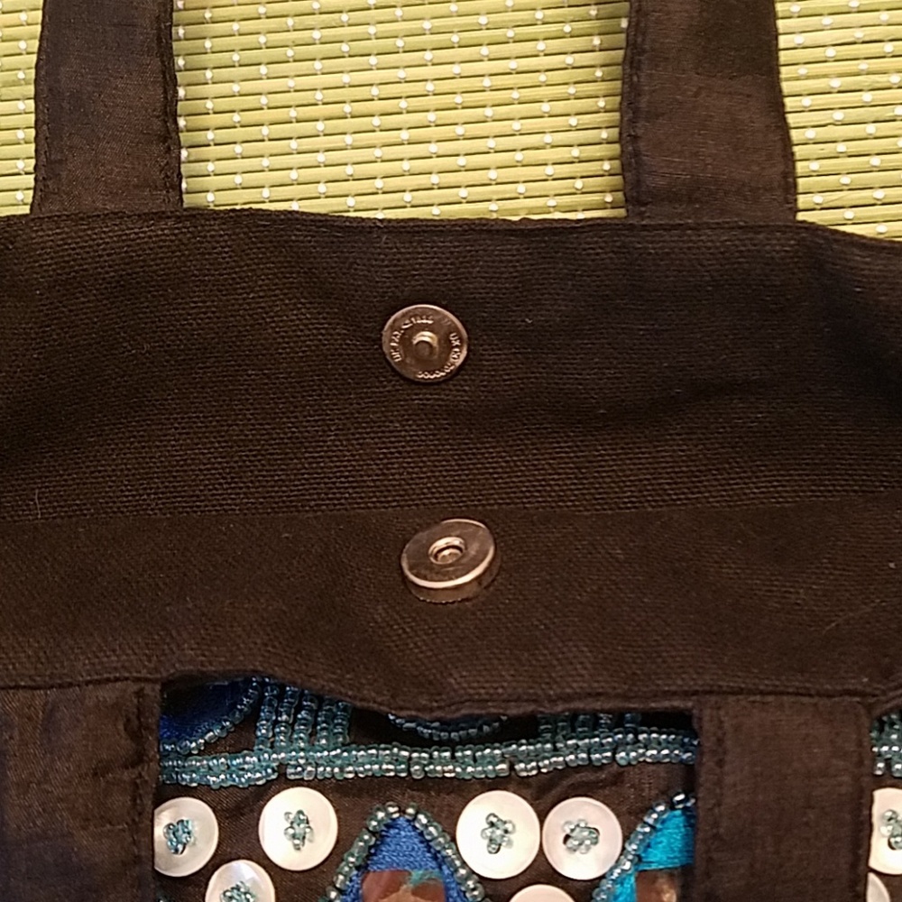 Cute mirrored and embroidered and beaded purse. - Picture 3 of 4